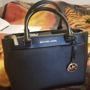 mk purse